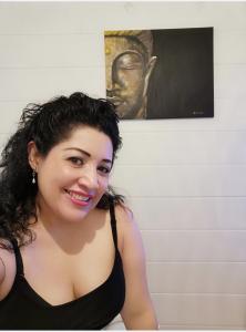 664774683: Chica busca chico en Madrid