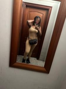 678807094: Chica busca chico en Almería