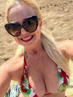 663652284: Chica busca chico en Cantabria