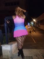 662697246: Chica busca chico en Sevilla