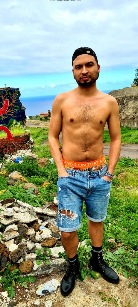 Chico busca chica en Tenerife: 