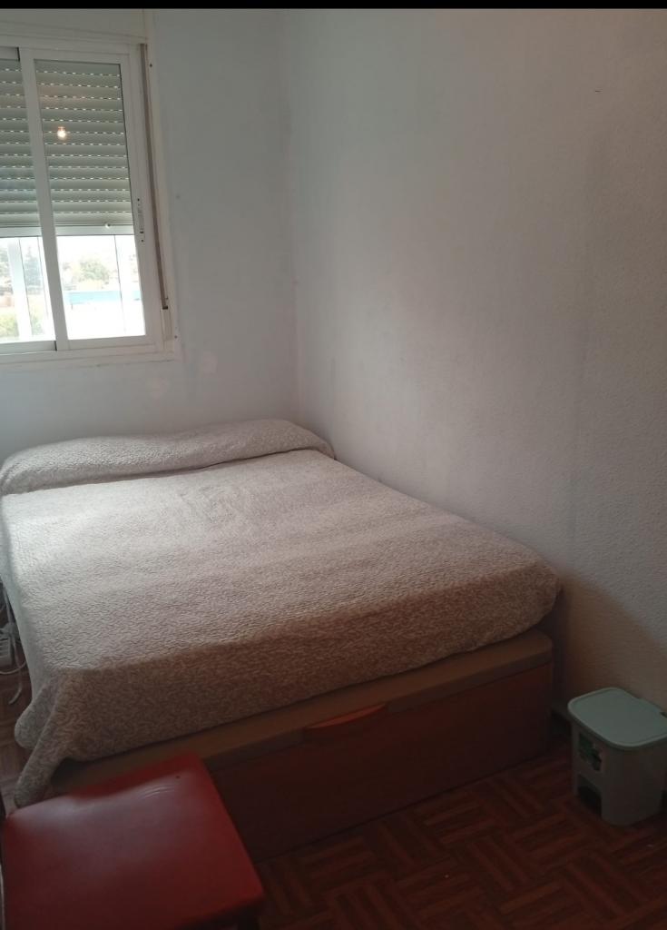 Chica busca chico en Cáceres: 