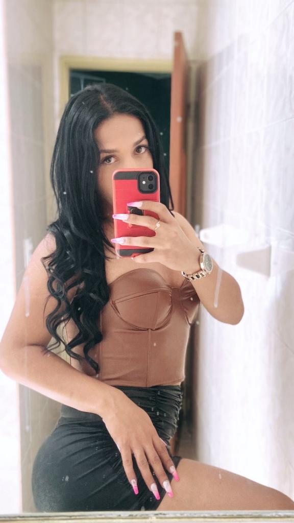 613458728: Transexual en Sevilla