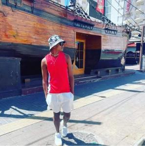 641884530: Chico busca chica en Madrid