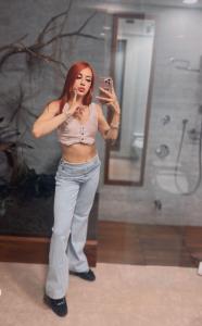 674932055: Chica busca chico en Valencia