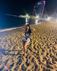 604105088: Chica busca chico en Barcelona