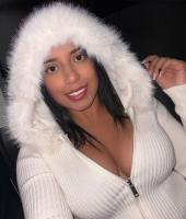 602015332: Chica busca chico en Barcelona