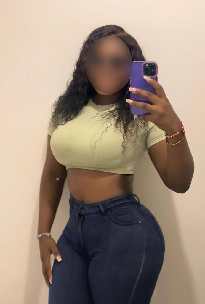 Chica busca chico en Tenerife: 