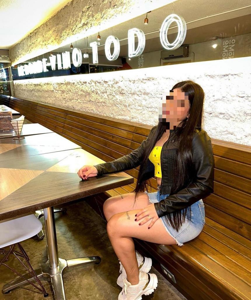 Chica busca chico en Barcelona: 