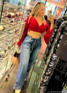 614531131: Chica busca chico en Sevilla