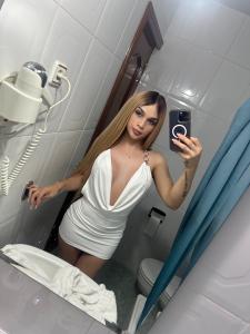 666879370: Transexual en La Rioja