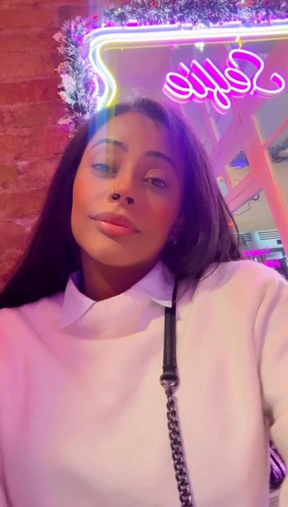 692799199: Chica busca chico en Madrid