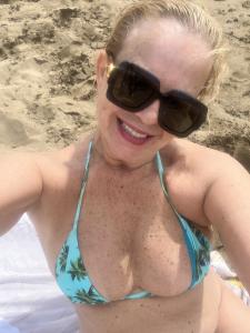 663652284: Chica busca chico en Cantabria