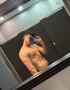 624946492: Chico busca chica en Madrid