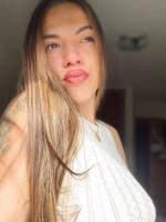 607192497: Chica busca chico en Madrid