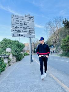 Chico busca chica en Barcelona: 