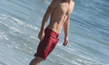 Chico busca chica en Sevilla: 