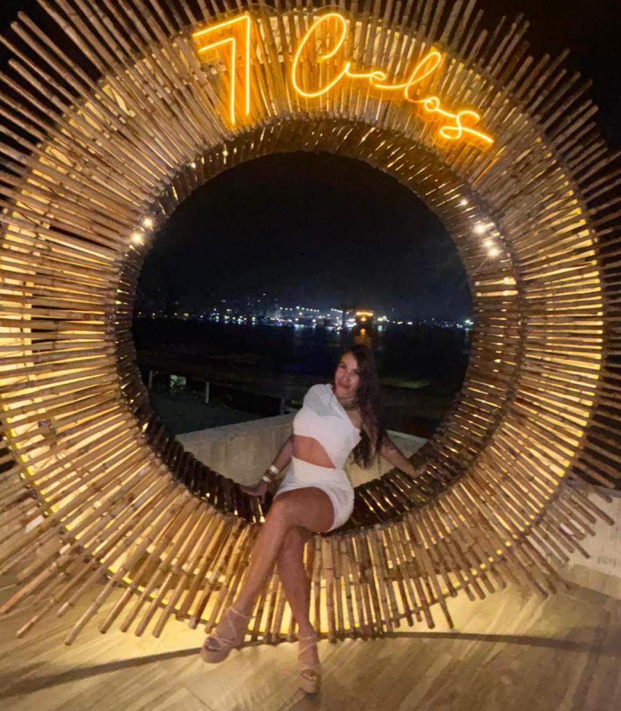 Chica busca chico en Alicante: 