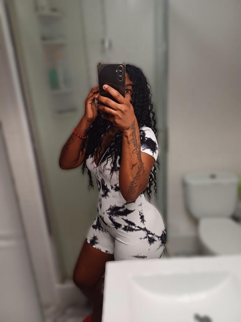 Chica busca chico en Gerona: 