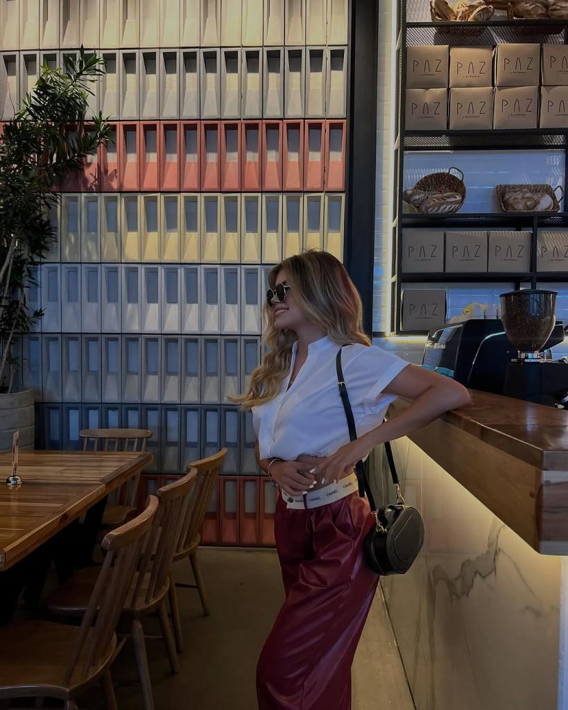 Chica busca chico en Mallorca: 