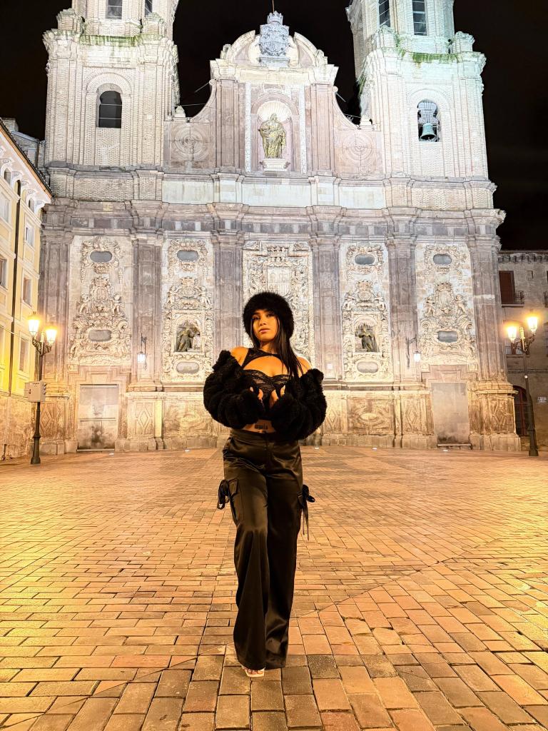 Chica busca chico en Zaragoza: 