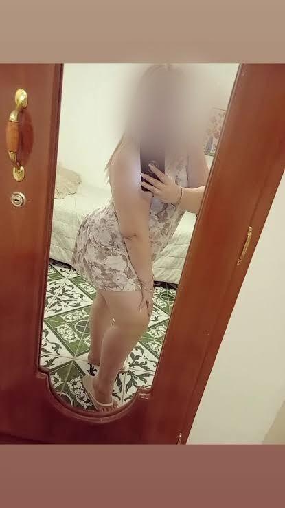 672589677: Chica busca chico en Cádiz