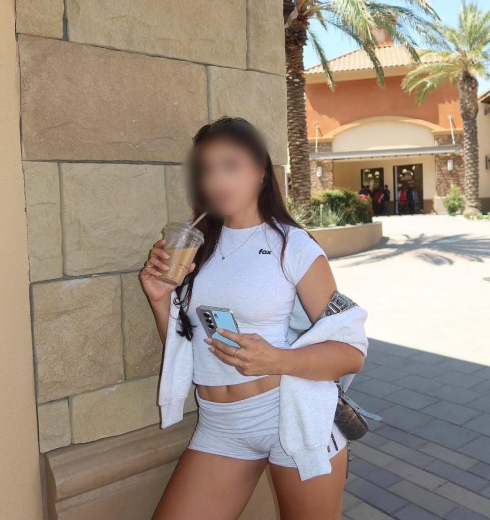 Chica busca chico en Cádiz: 