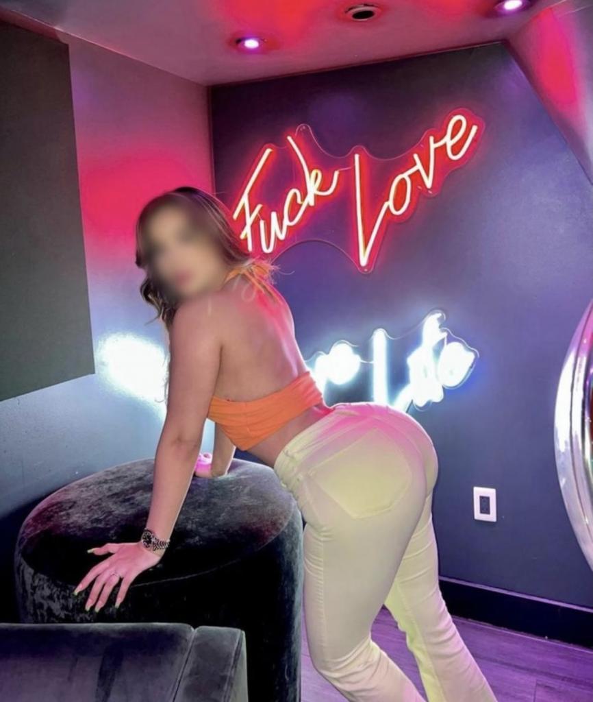 612299710: Chica busca chico en Albacete