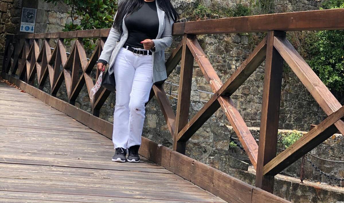 Chica busca chico en Orense: 