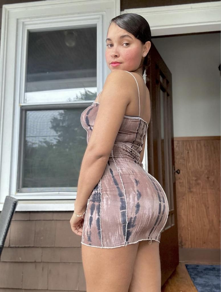 666928332: Chica busca chico en Pontevedra