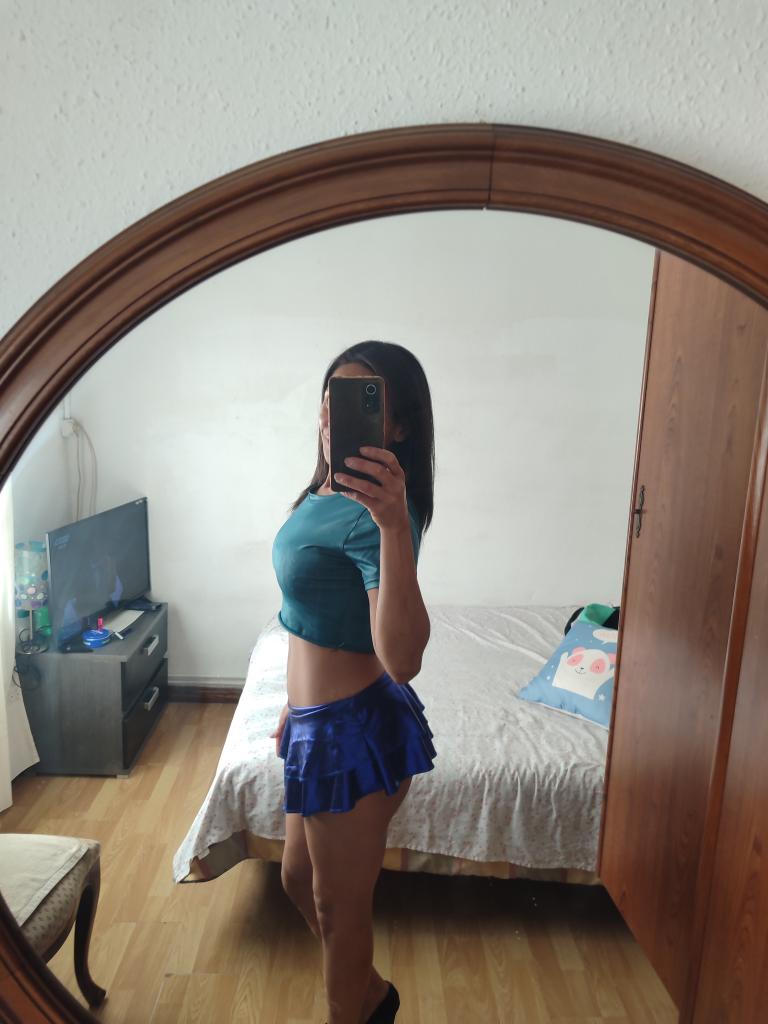 658168880: Chica busca chico en Asturias