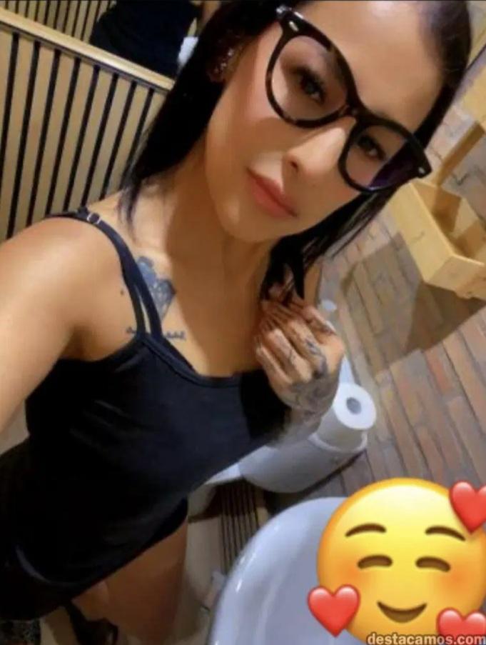 Chica busca chico en Cádiz: 