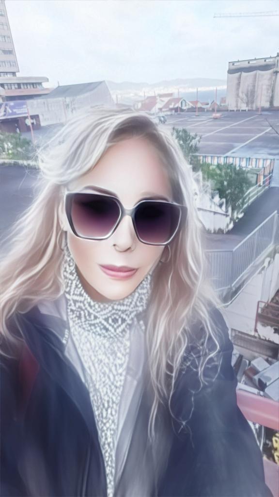 644663257: Transexual en Pontevedra