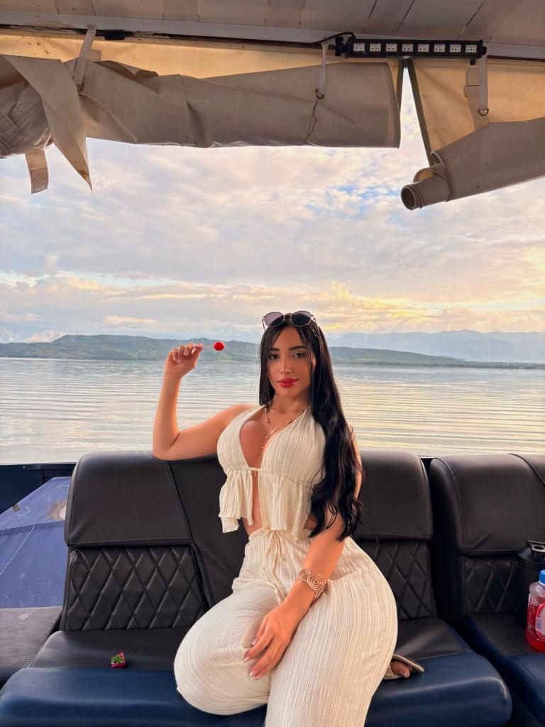 614227247: Chica busca chico en Almería