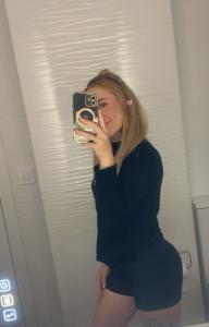 614949045: Chica busca chico en Murcia