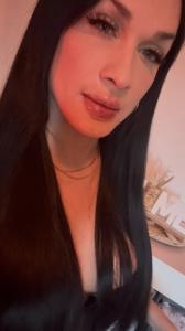 664437350: Transexual en Barcelona