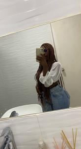 631743406: Chica busca chico en Barcelona