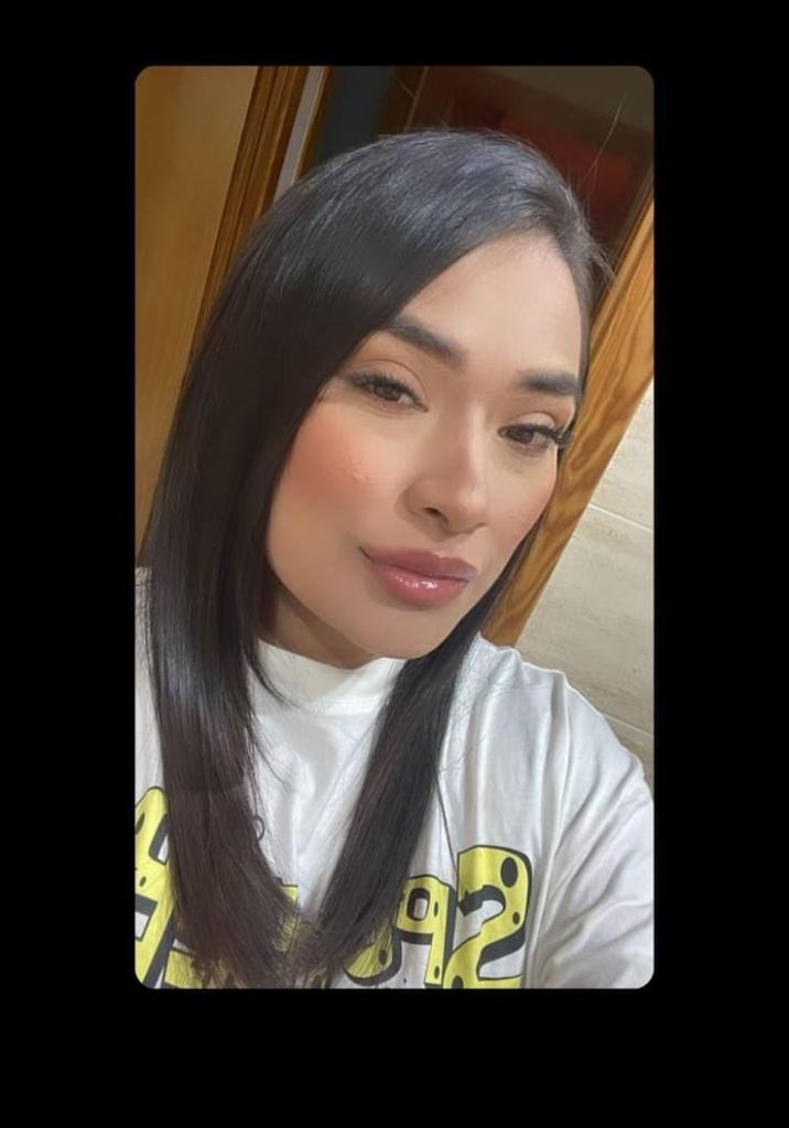 649333907: Chica busca chico en Sevilla