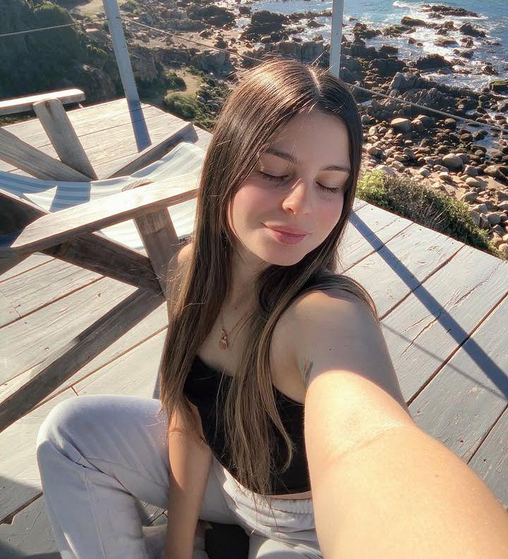 624907697: Chica busca chico en La Coruña