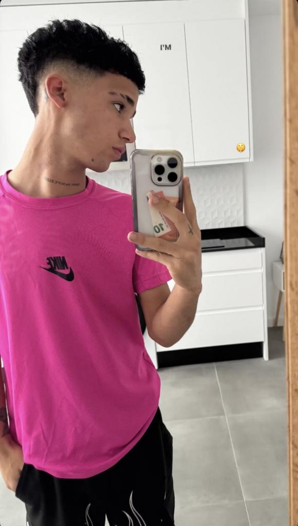 614971785: Chico busca chica en Córdoba