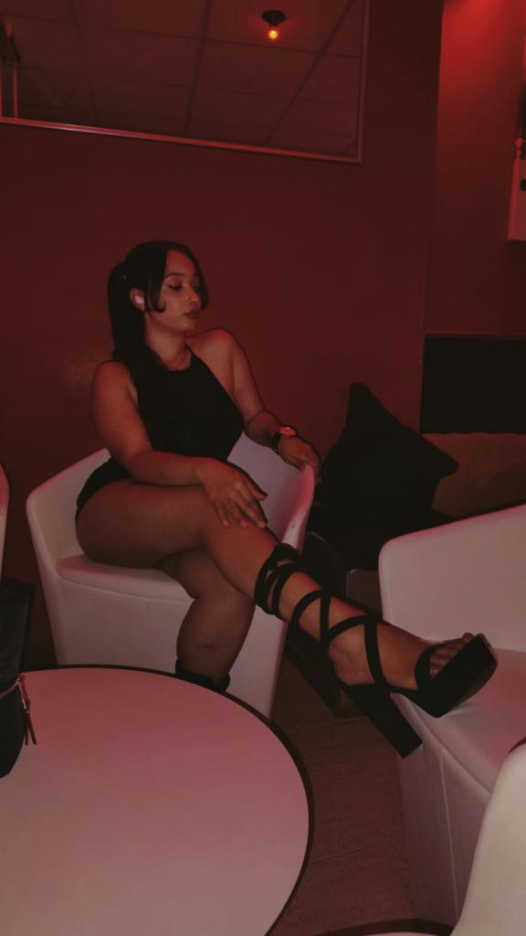 611255205: Chica busca chico en Mallorca