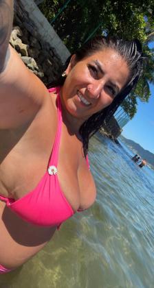 663048578: Chica busca chico en Madrid