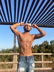 Chico busca chica en Valencia: 