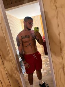 Chico busca chica en Salamanca: 