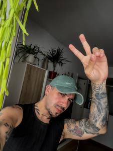 Chico busca chica en Valencia: 