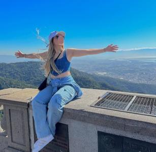 Chica busca chico en Huelva: 