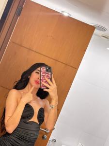 657339213: Chica busca chico en Ibiza