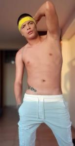 Chico busca chica en Sevilla: 