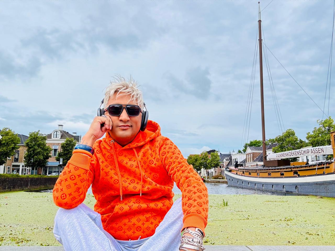 Chico busca chica en Barcelona: 