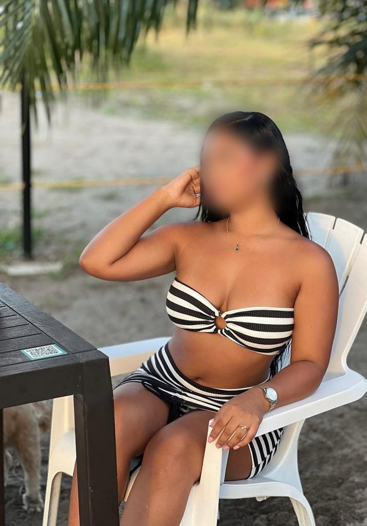 Chica busca chico en Almería: 